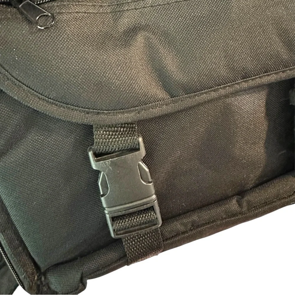 Highly Padded Camera Bag Protective Black Bag Multi Pockets Zips Universal Fit